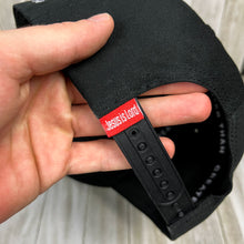 Load image into Gallery viewer, KING JESUS Snapback - BLACK
